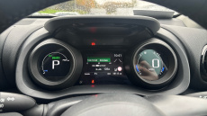 Toyota Yaris 1.5 Hybrid Design 5dr CVT Hybrid Hatchback